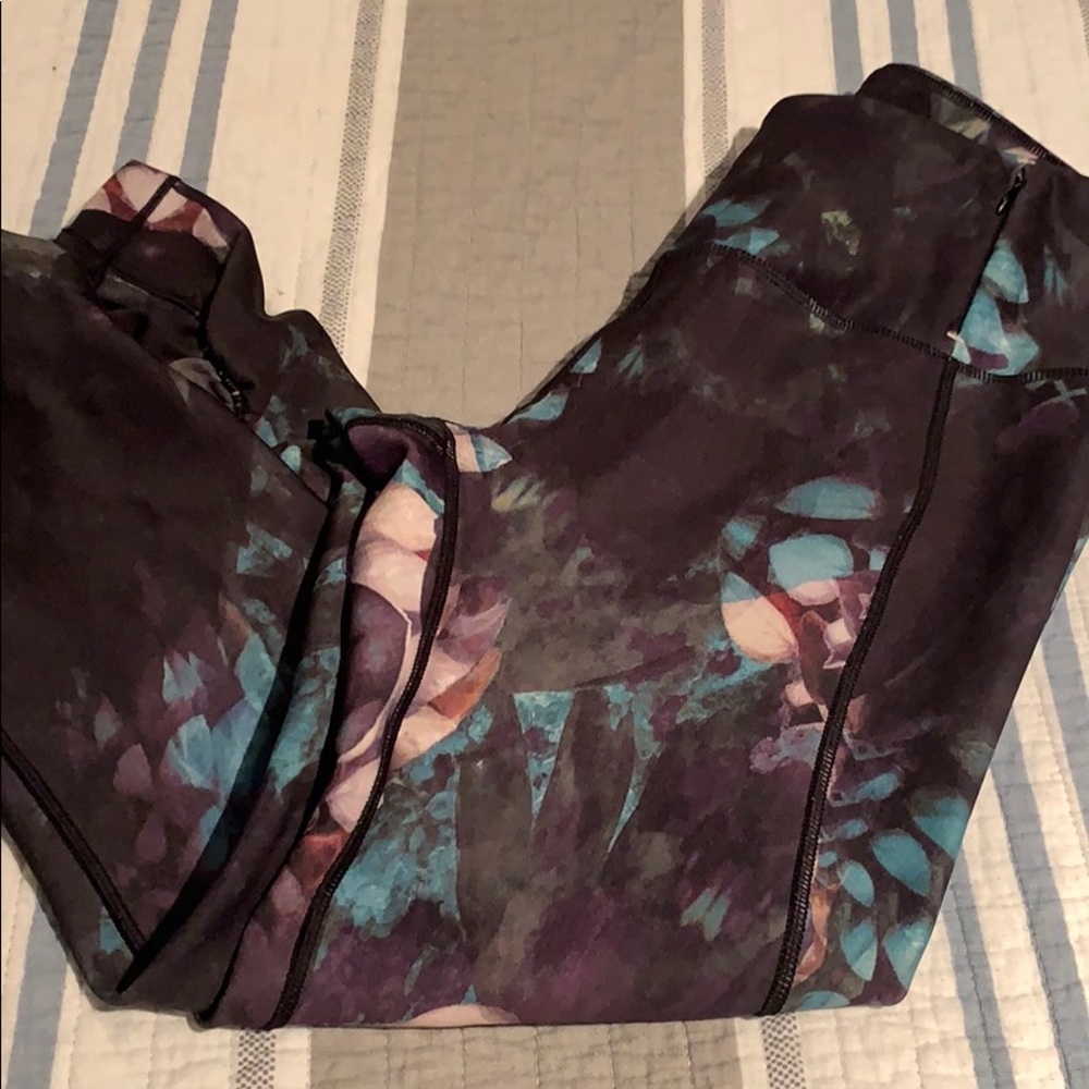 Medium Calia Capri athletic leggings